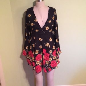 Flower printed mini dress